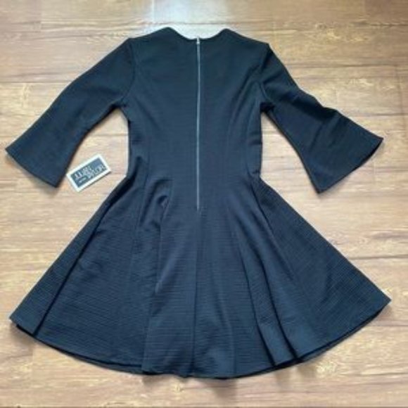 Julian Taylor Dress Bell Sleeved Fit and Flare 6 - Picture 3 of 15